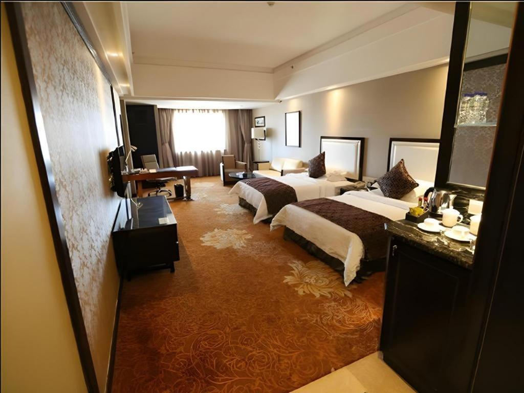 Country Garden Phoenix Hotel Shenyang Exterior photo
