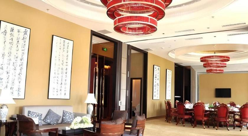 Country Garden Phoenix Hotel Shenyang Exterior photo